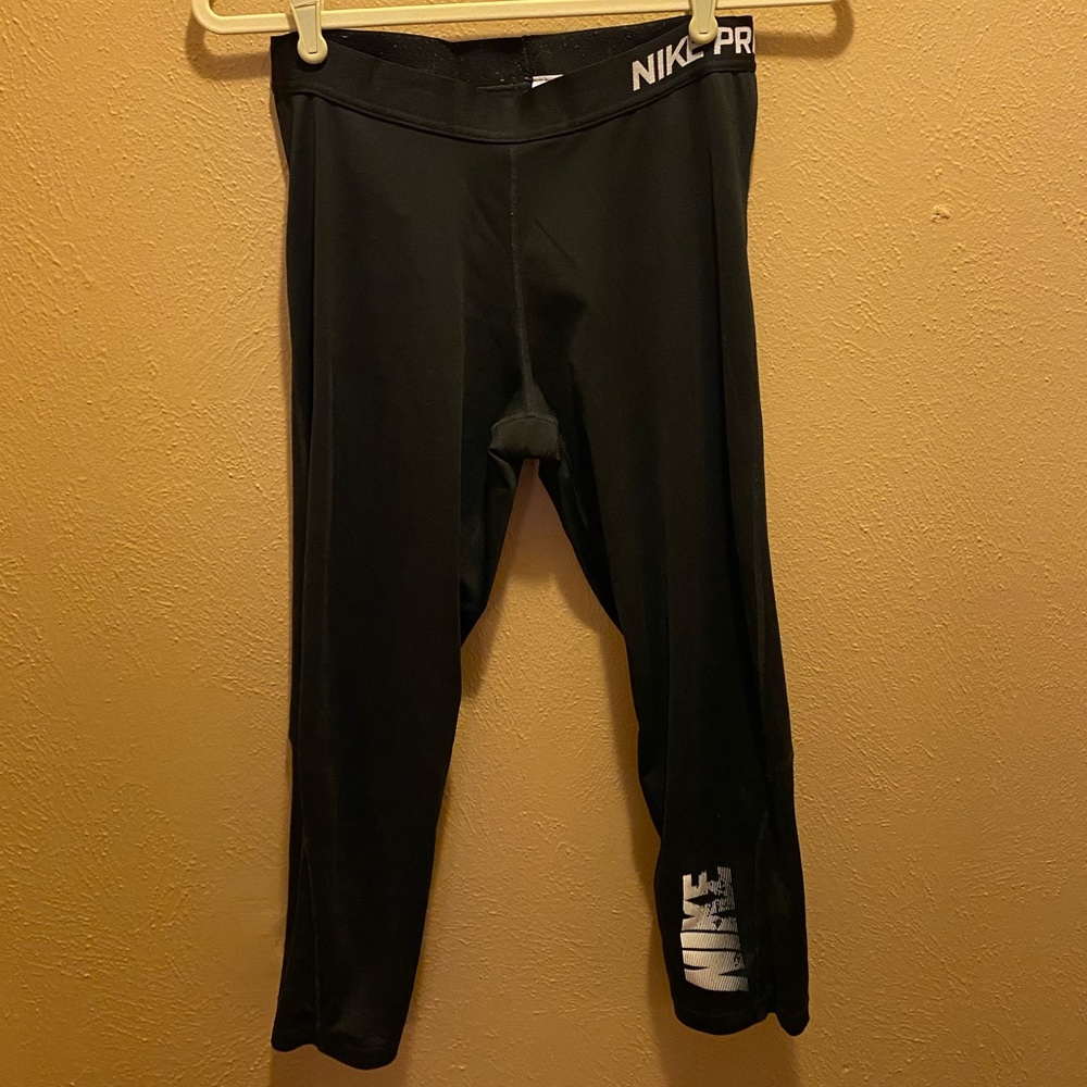 Nike Pro Capri leggings